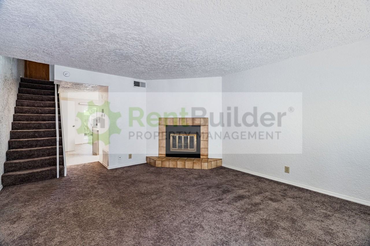 6041 Sequoia Rd Nw #D10 - Photo 3 of 25