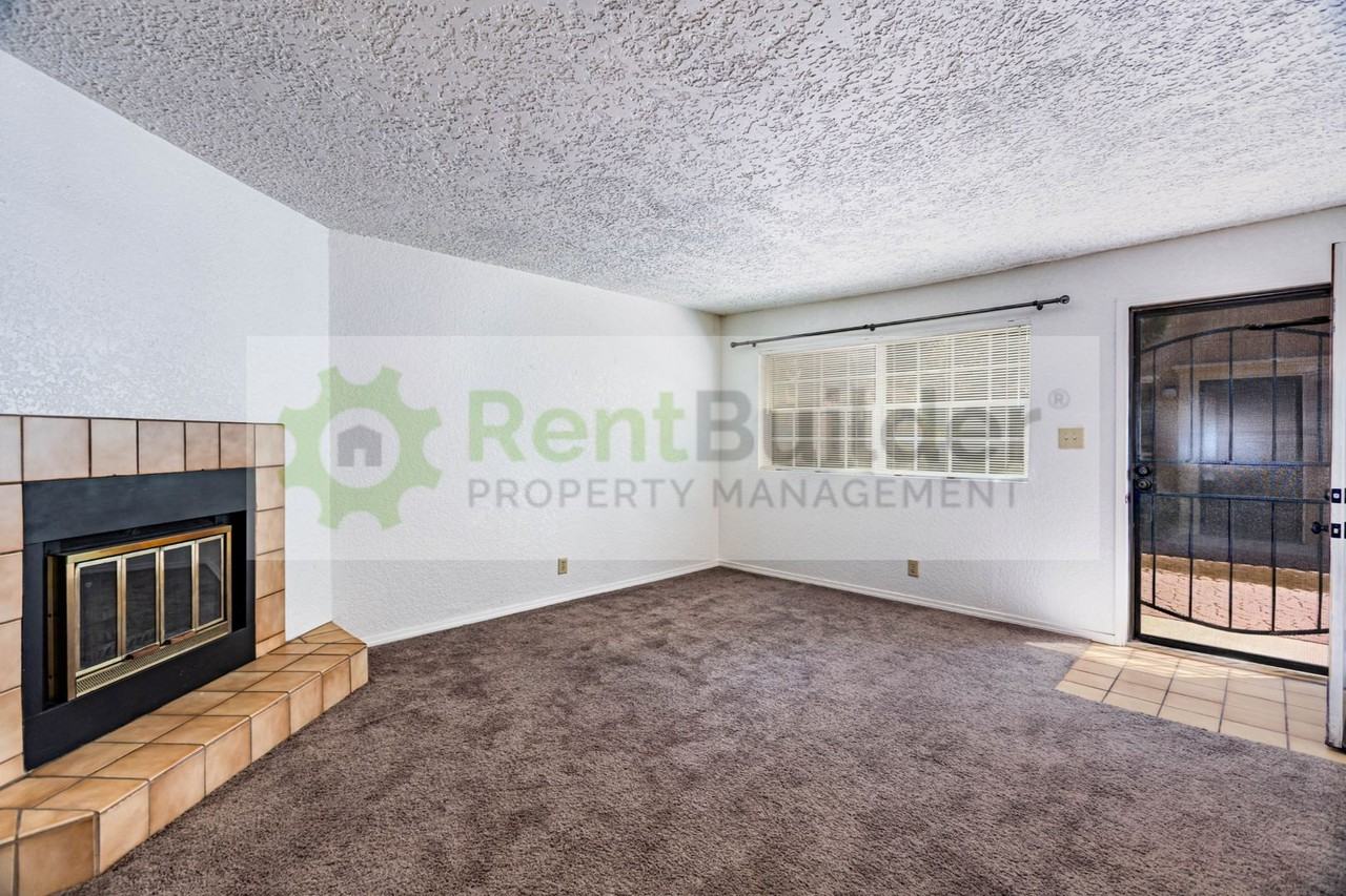 6041 Sequoia Rd Nw #D10 - Photo 5 of 25
