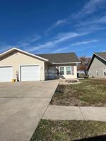 featured image of 622 Willow Ln #A
