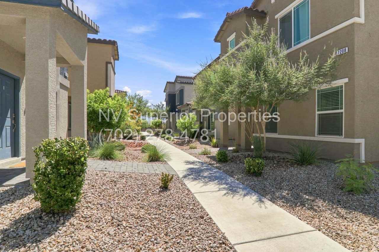7204 Sunray Point St - Photo 3 of 50