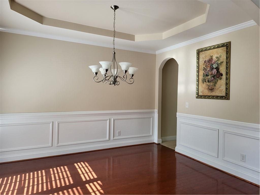1080 Colgan Ct - Photo 5 of 15