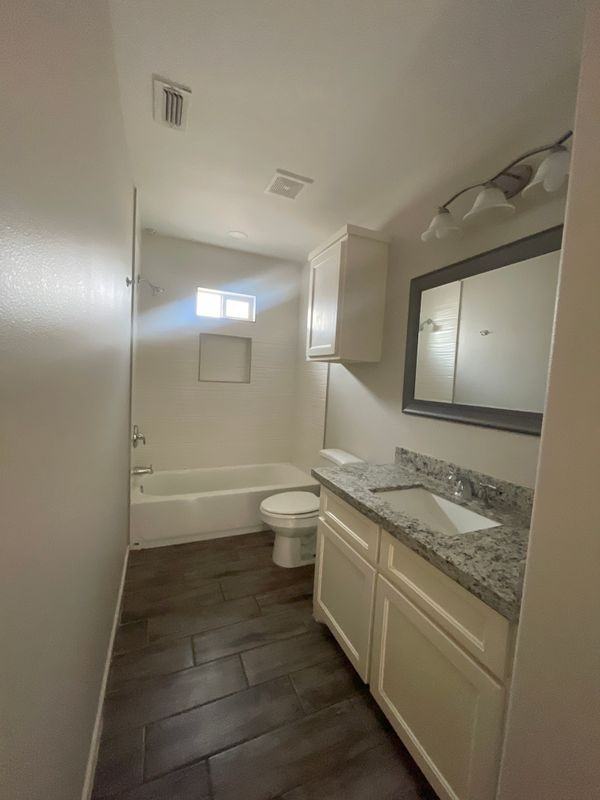 3808 Bella Costa Dr ##2 - Photo 4 of 10
