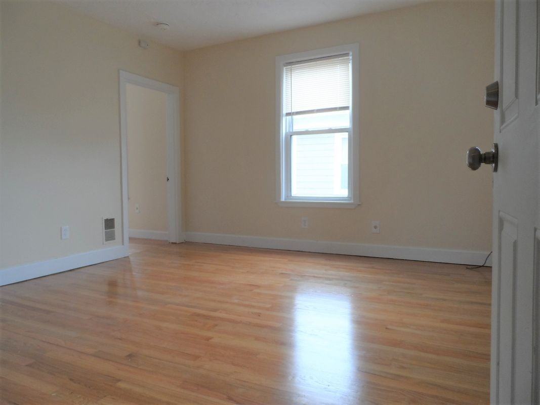 134 Fayette St - Photo 3 of 10