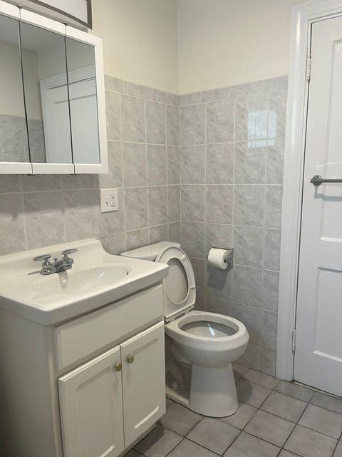 41 Billings Ave ##2 - Photo 6 of 14