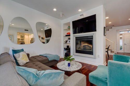 5831 Seawalk Dr - Photo 2 of 20