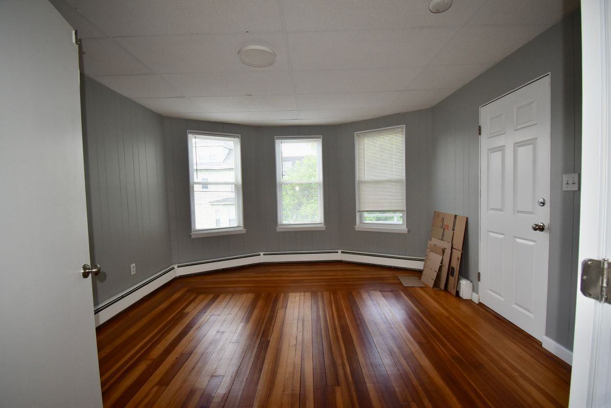 57 Charles St ## 59 - Photo 2 of 10