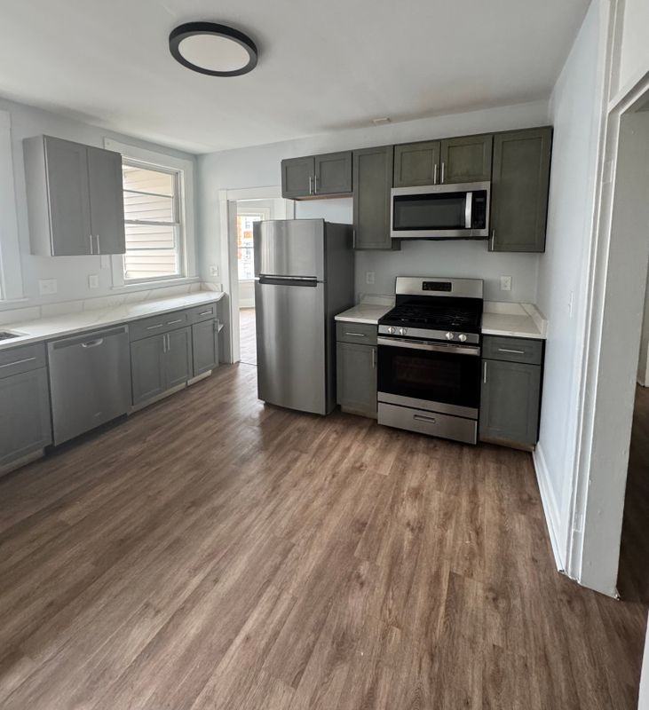 9 Rogers Ave - Photo 2 of 10