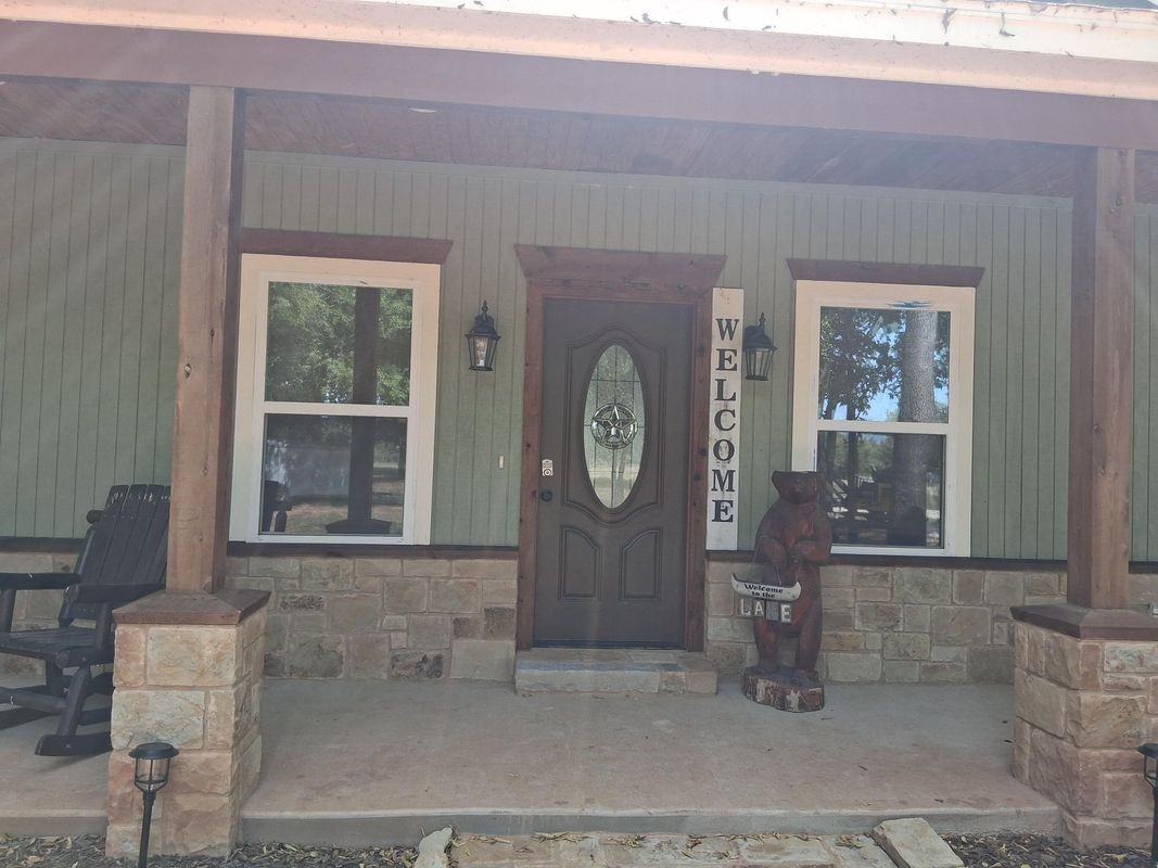 3208 Sunrise Ct - Photo 2 of 17