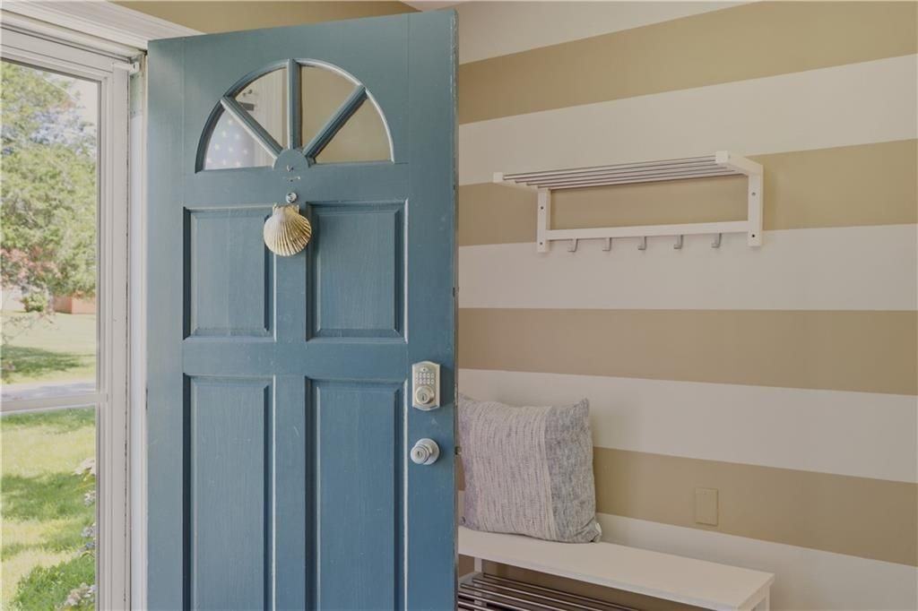 54 Canton Ave - Photo 6 of 46