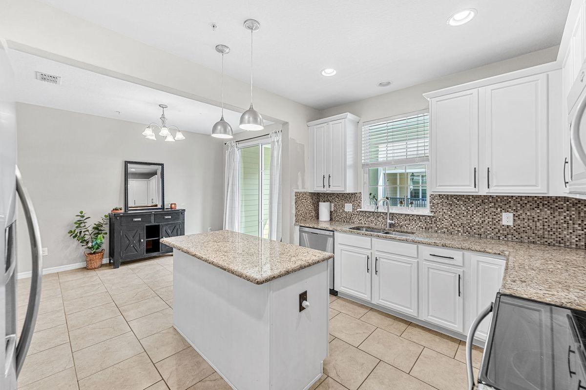 1380 Mill Stream Ln - Photo 3 of 16
