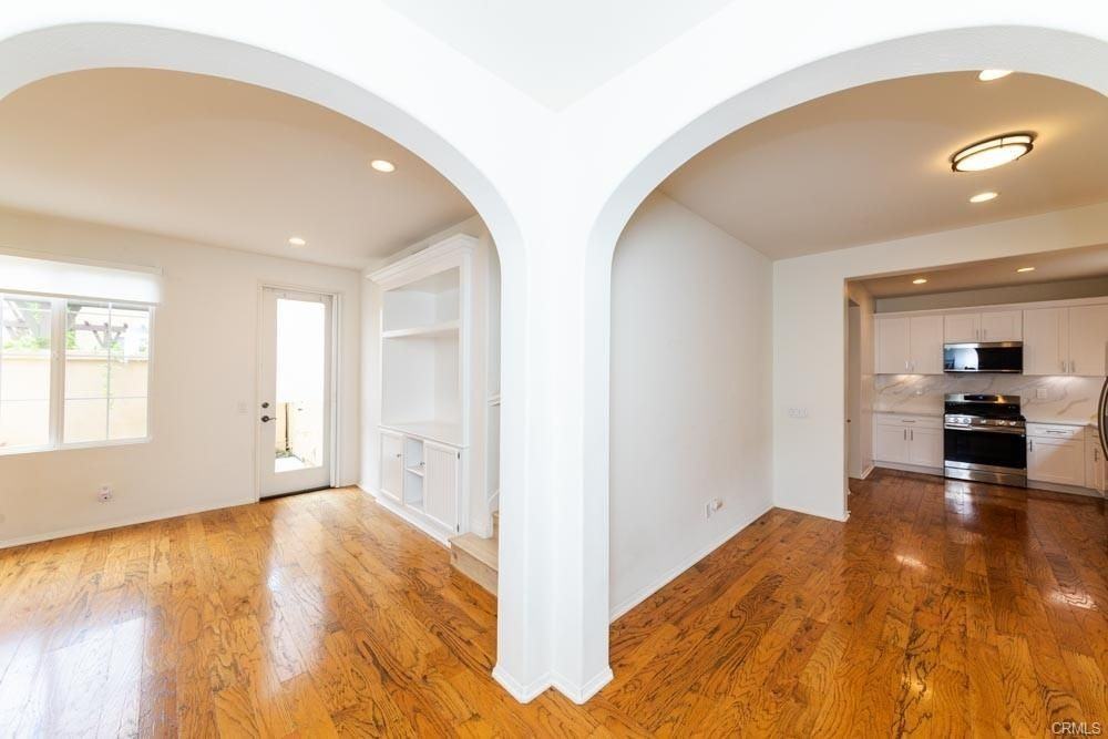 72 Chantilly - Photo 6 of 36