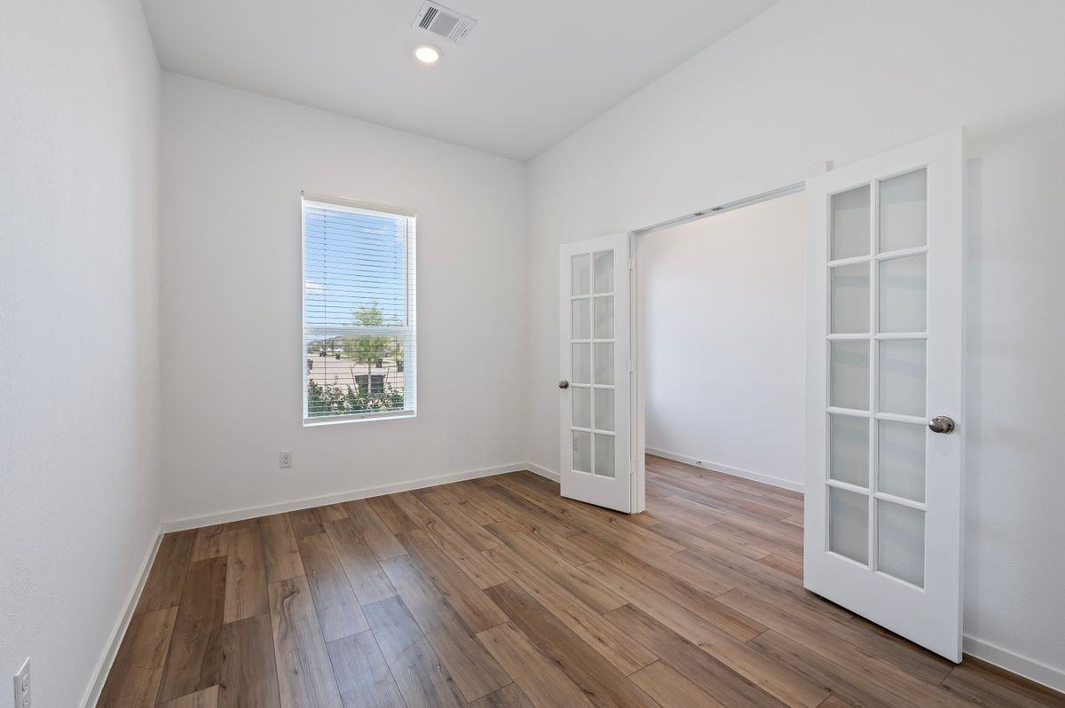 5003 Park Willow Dr - Photo 4 of 26
