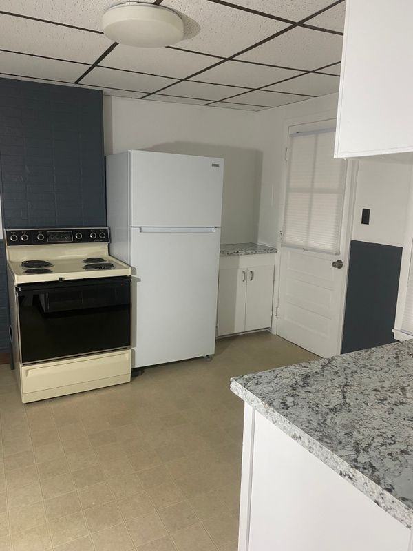 46 West St - Photo 5 of 8
