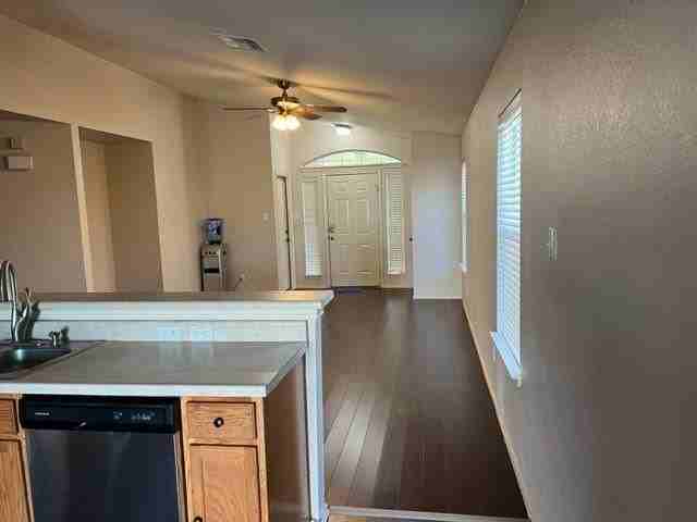 14921 Lipton Ln - Photo 3 of 11