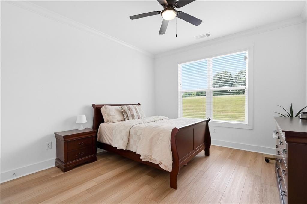2049 Chestnut Oak Trl - Photo 7 of 40