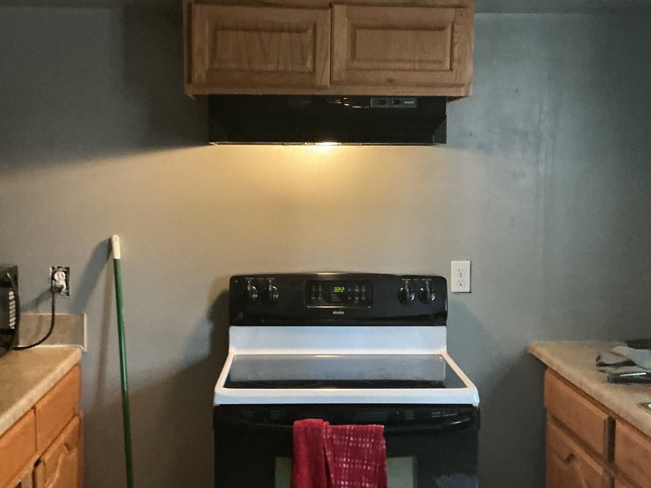 541 Palomas Dr Se #D - Photo 4 of 8