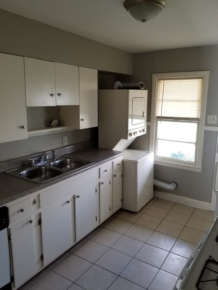38 S Bingham St #38 - Photo 7 of 12