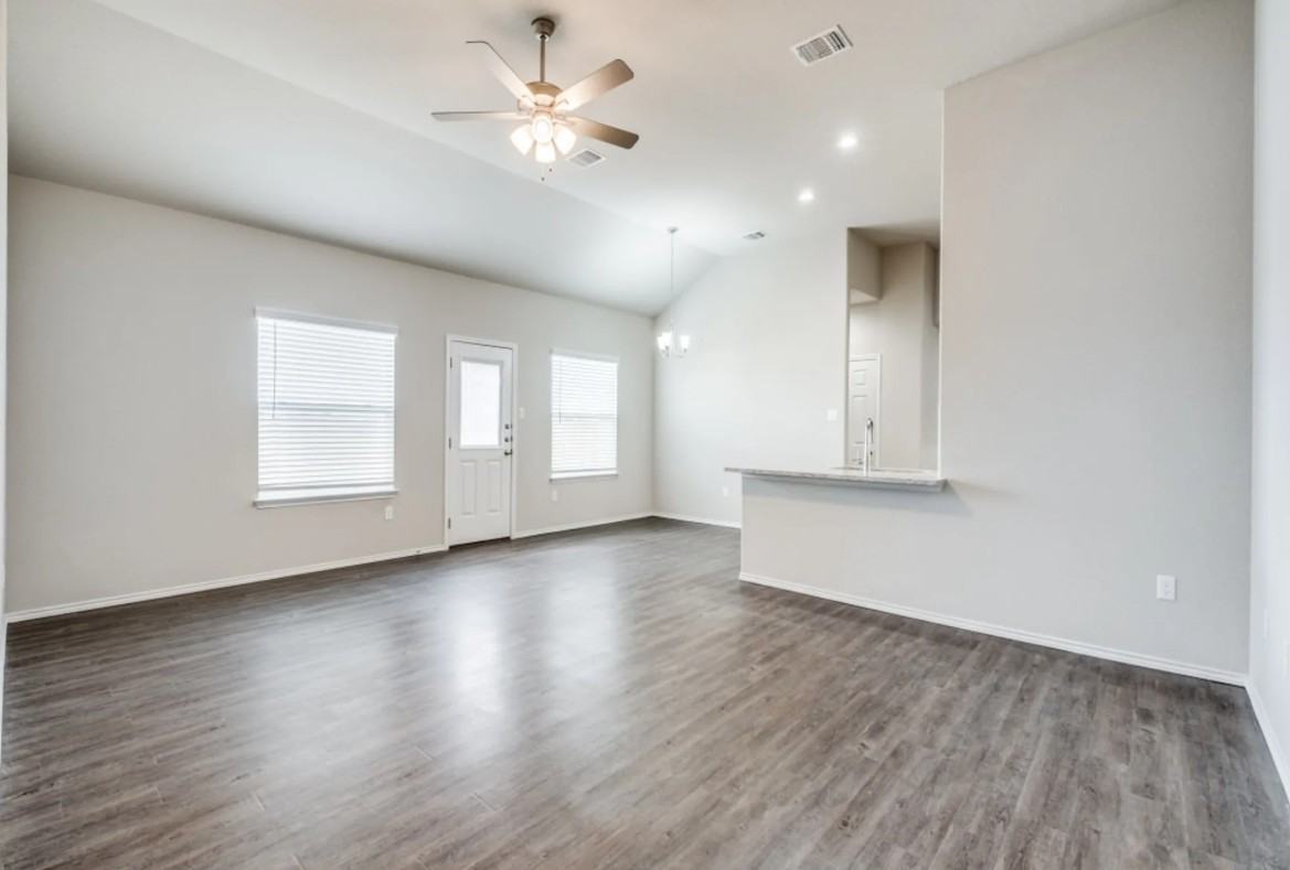 624 Heathers Way #626 - Photo 3 of 19