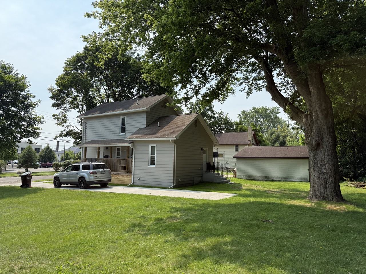 512 Blackman St - Photo 2 of 11