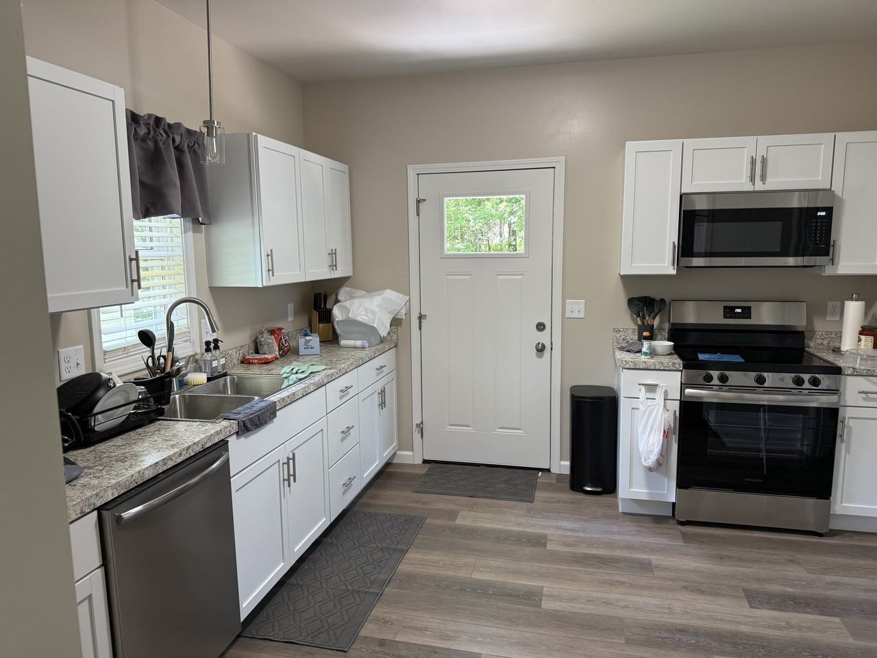 512 Blackman St - Photo 7 of 11