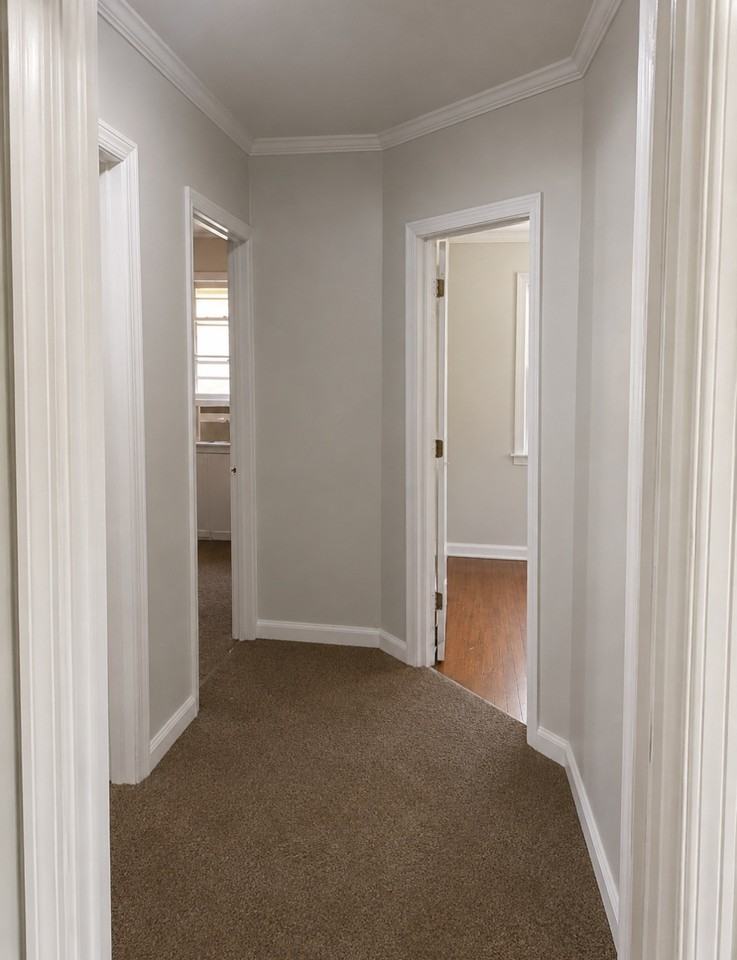 1226 Baker Rd - Photo 7 of 10