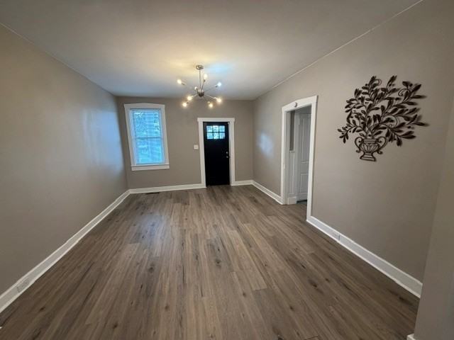 2123 Main St - Photo 3 of 10
