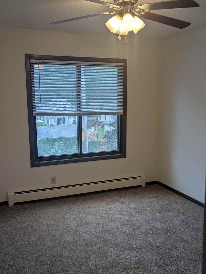 5430 34th Ave S #102 - Photo 5 of 8