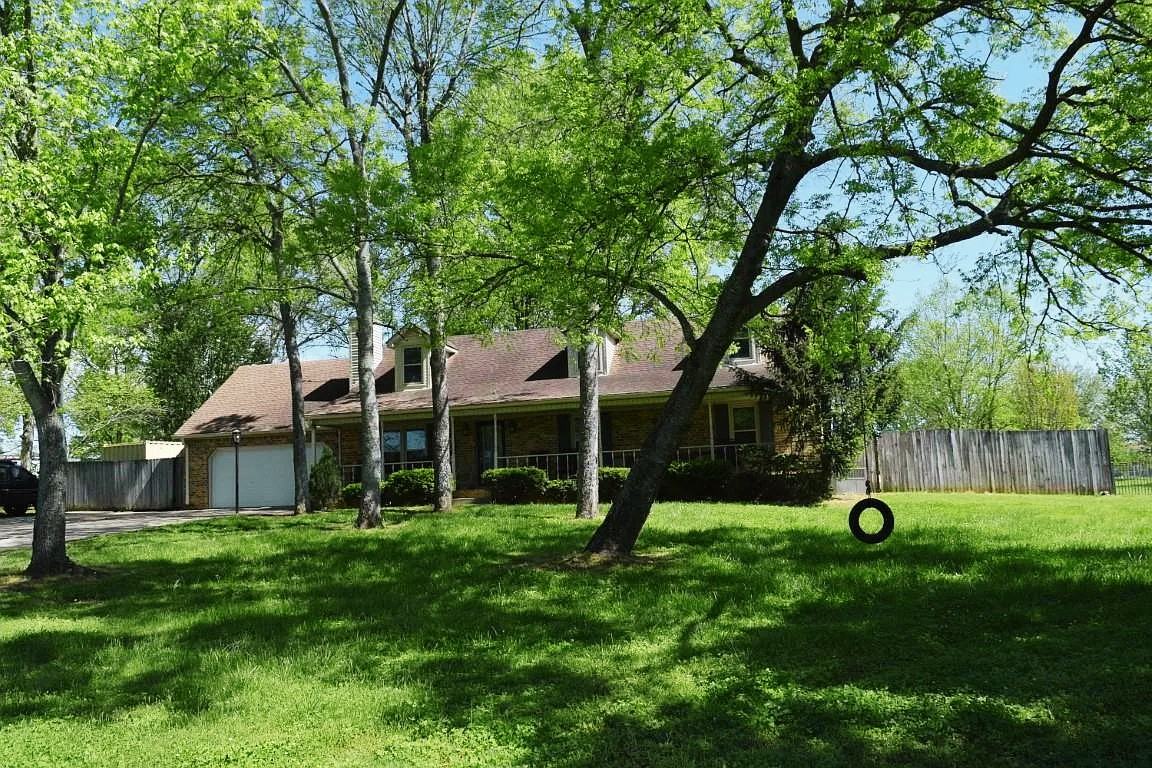339 Alden Cove Dr - Photo 3 of 3