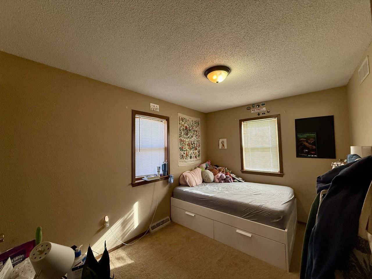 1042 Castlewood Dr - Photo 7 of 11