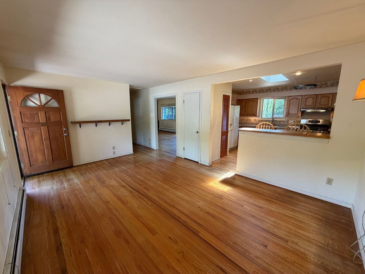 2708 Delwood Ave - Photo 4 of 37