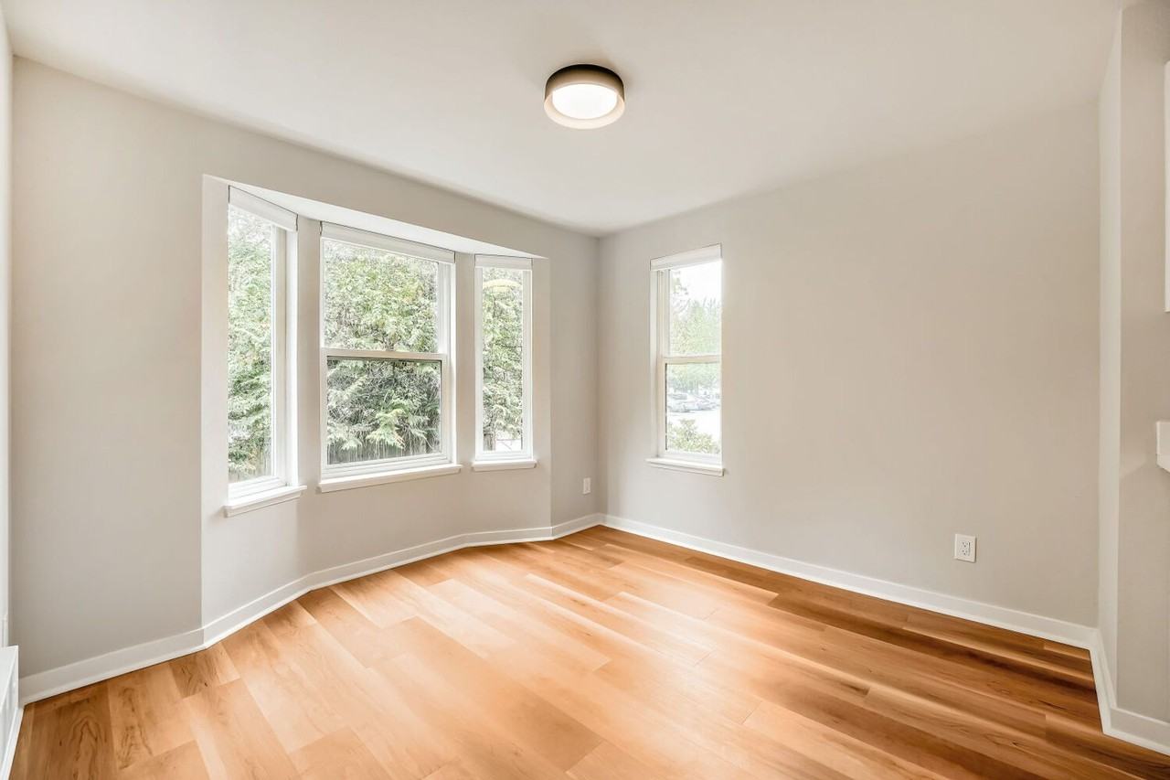 Martine Apartments - Photo 6 of 26