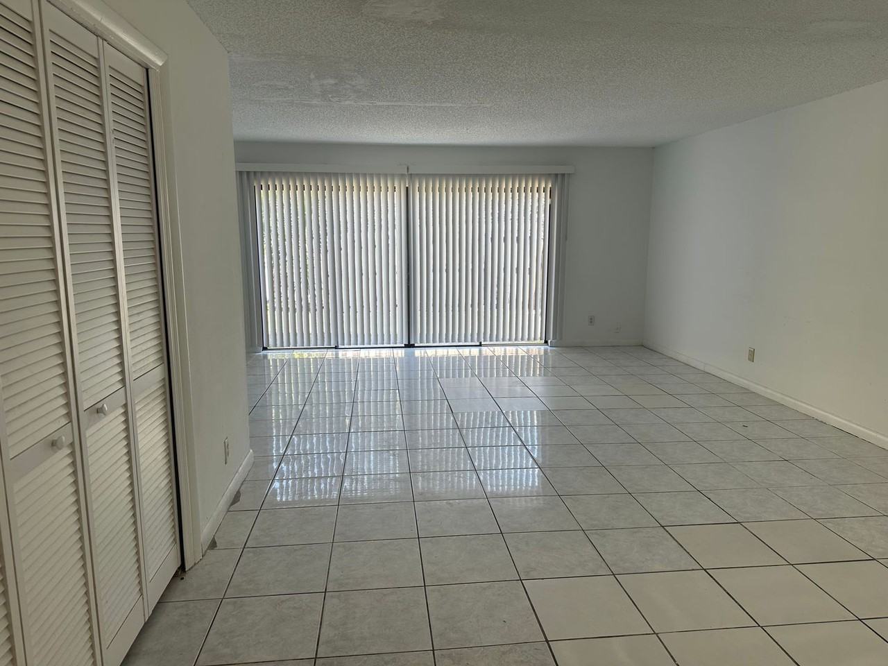 931 Sw 20th Ct - Photo 5 of 22