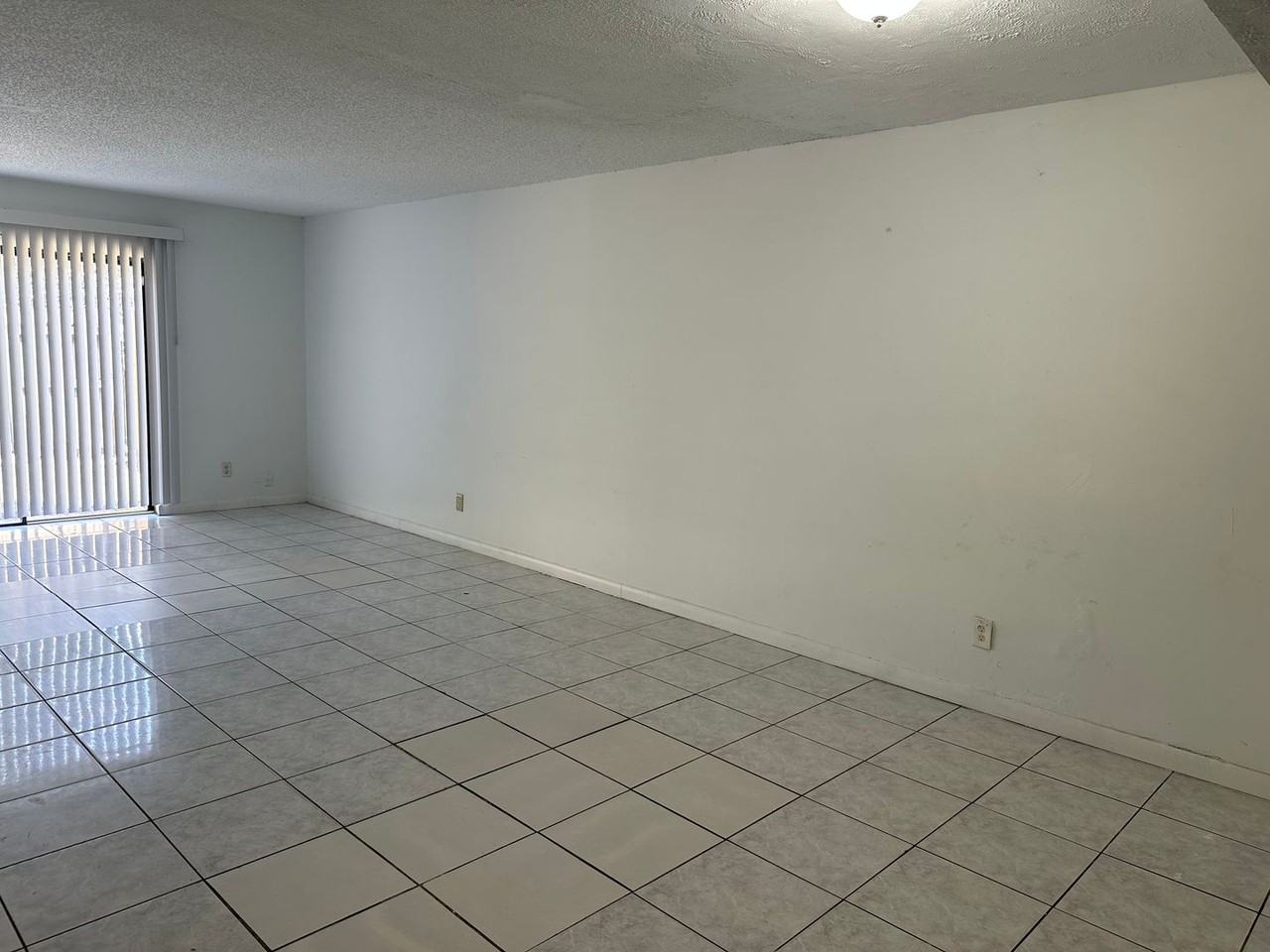 931 Sw 20th Ct - Photo 6 of 22