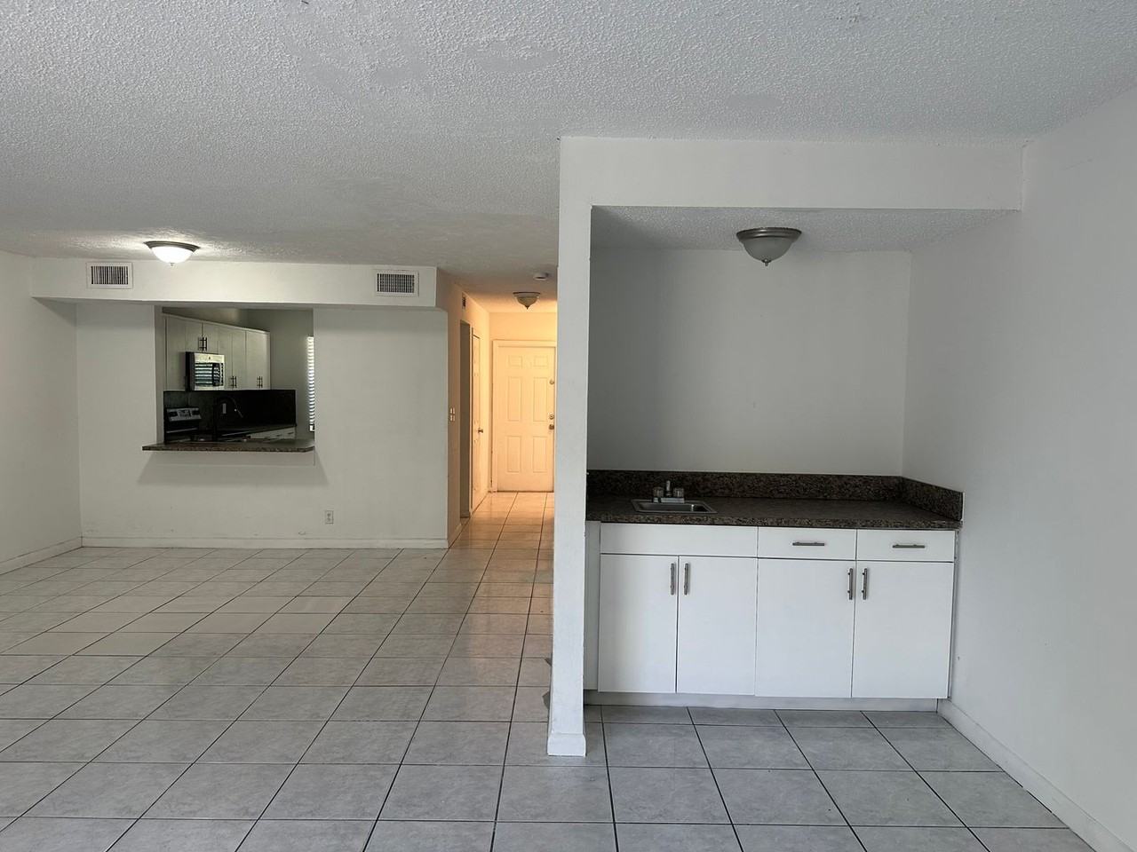 931 Sw 20th Ct - Photo 7 of 22