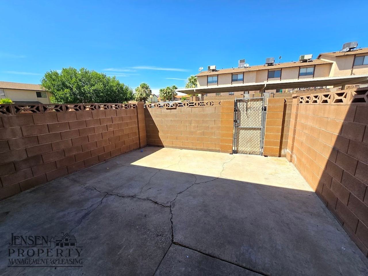 988 N 1725 W #49 - Photo 5 of 24