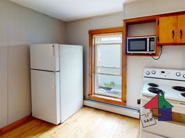 featured image of 8 Elmore St