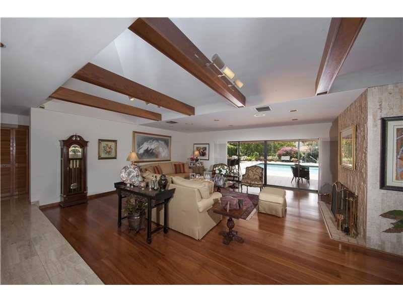 7425 Los Pinos Blvd - Photo 2 of 8