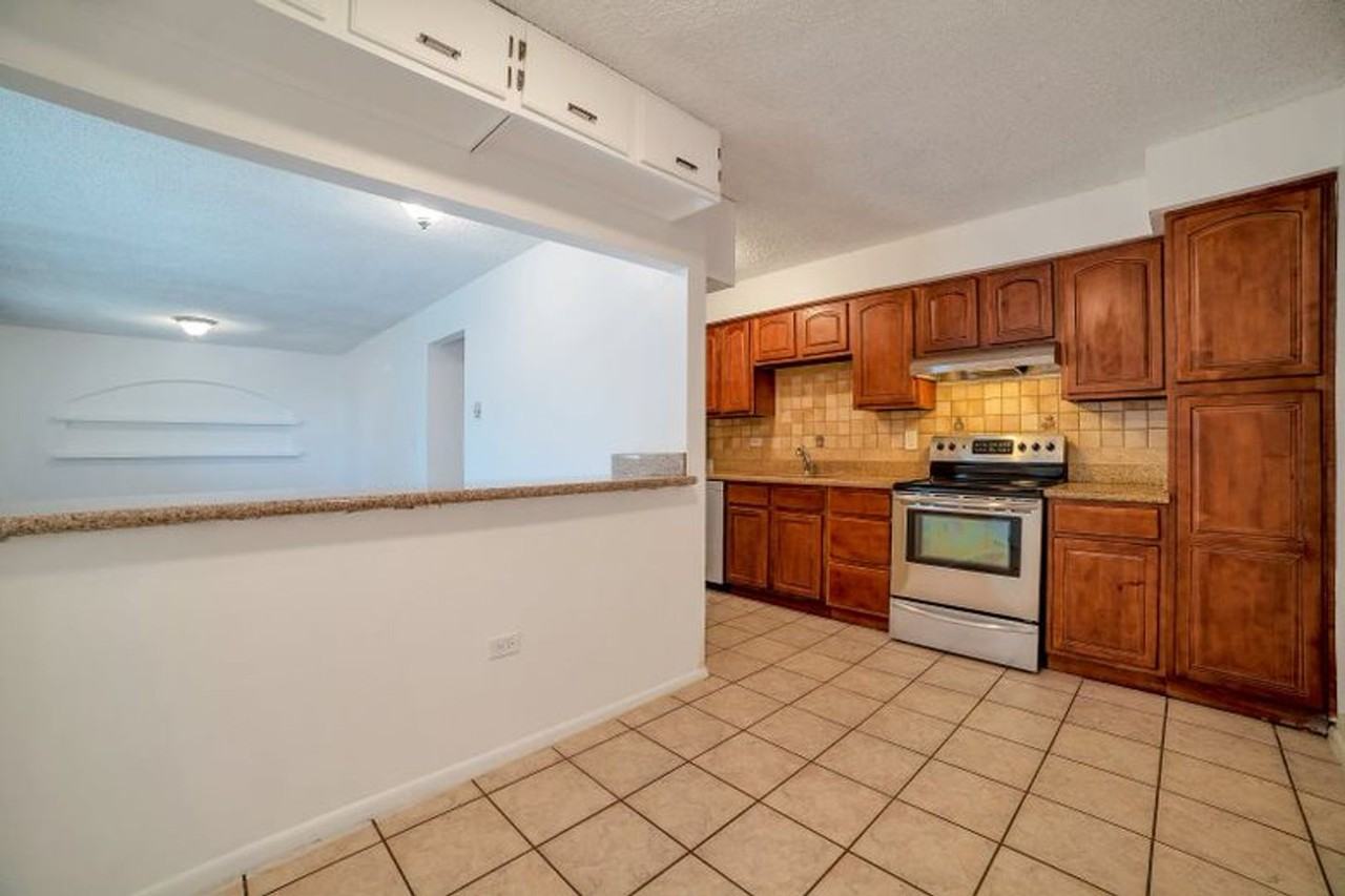 4593 S Lowell Blvd - Photo 7 of 10
