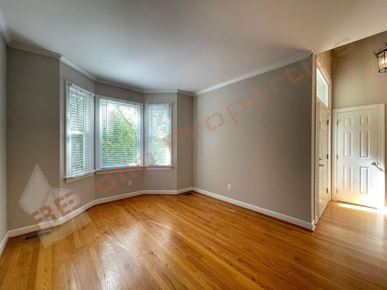 413 Perry Creek Dr - Photo 5 of 26