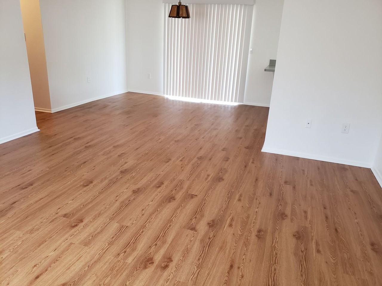325 Lenoir St Nw - Photo 6 of 9