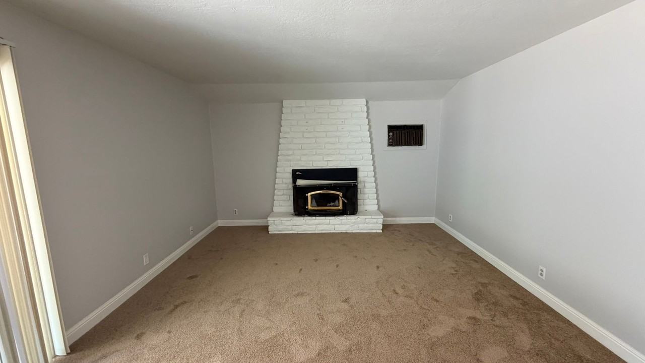 5308 Lightwood Dr - Photo 6 of 24