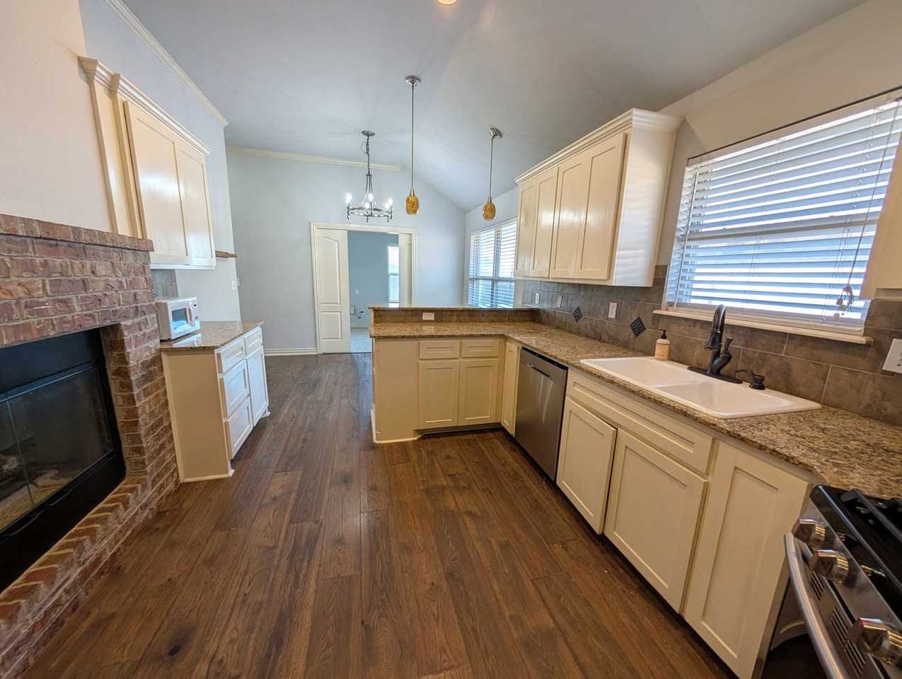 3012 Nw 191st Ter - Photo 7 of 16