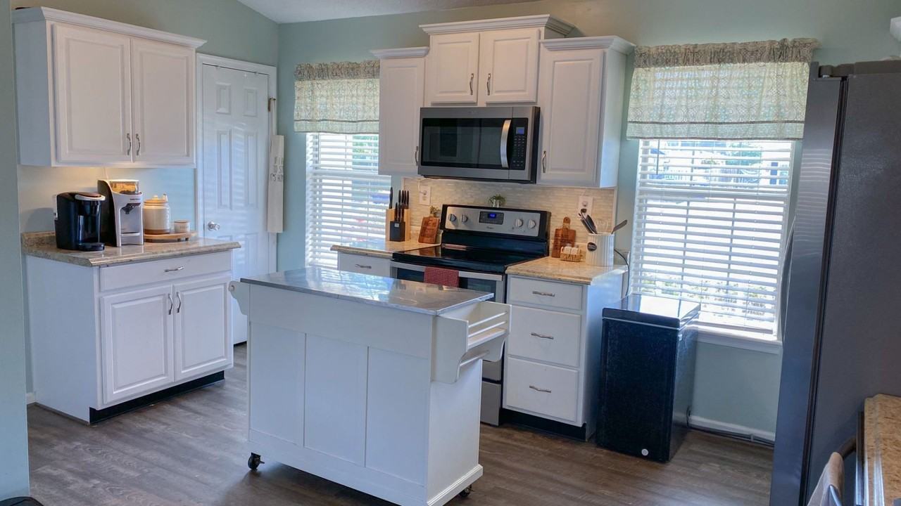 205 Millwheel Ct - Photo 3 of 16