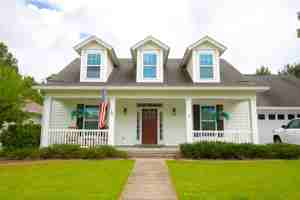 featured image of 4 Gresham Ln