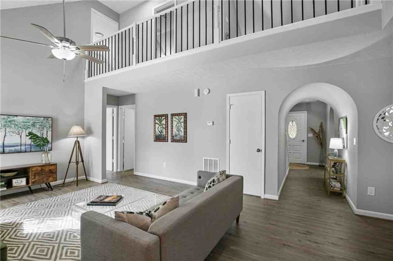 1312 Lake Paradise Rd - Photo 2 of 24