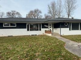 featured image of 2434 Wyoming St