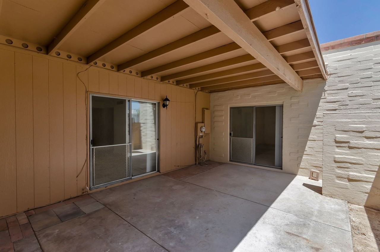2720 N Beverly Ave - Photo 7 of 19