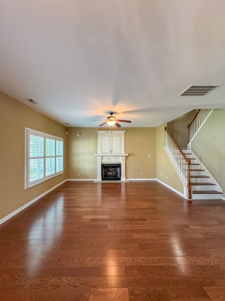 2900 Blackwater Ct - Photo 7 of 29