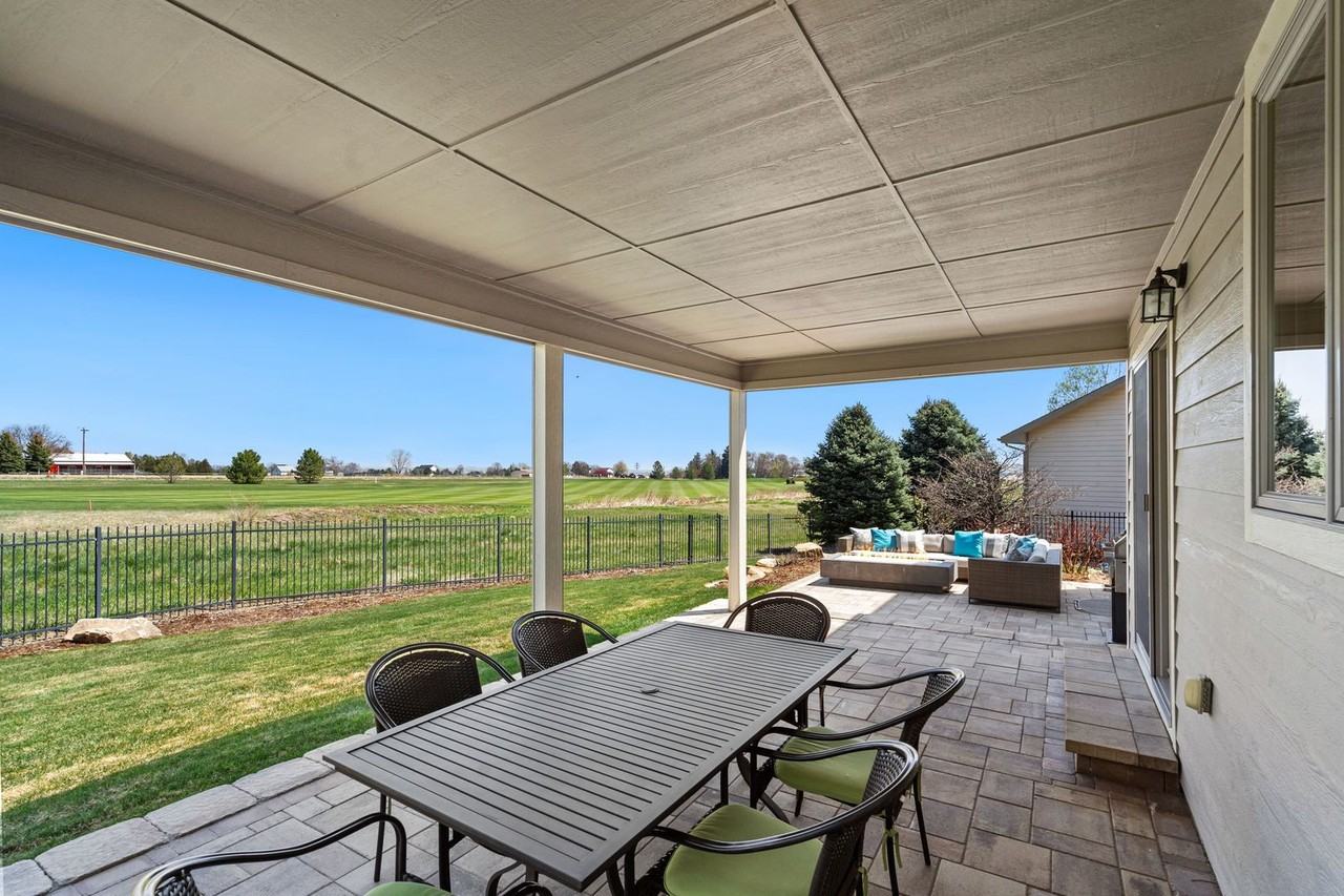 7078 Spanish Bay Dr - Photo 4 of 50