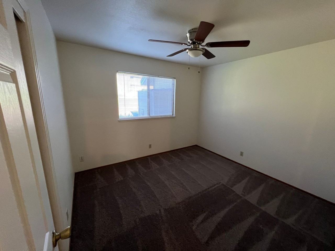 4630 Whitney Blvd - Photo 6 of 23
